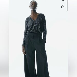 H&M Black Sequin Bodysuit M Long Sleeve V Neck Y2K Clubwear Holiday NYE Party